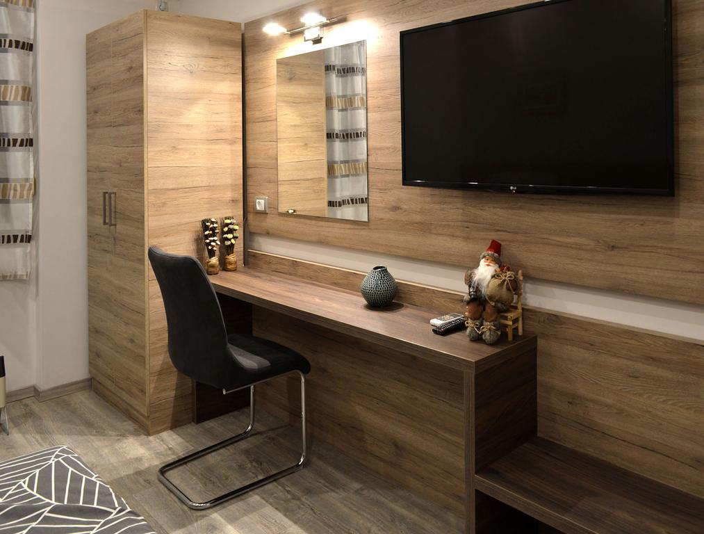 Apartment Millas Ni Esterno foto